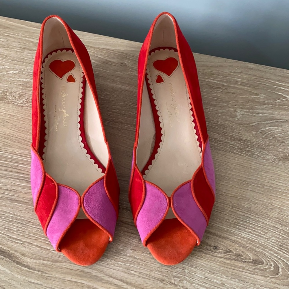 Red and Pink Peep-Toe Flats By Mellow Yellow